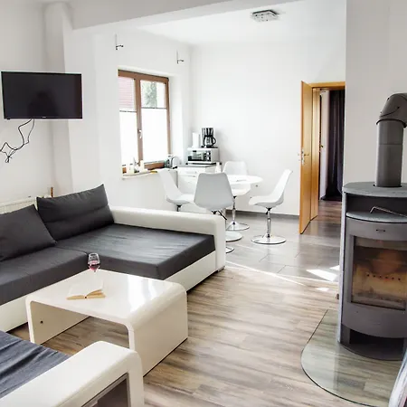 Haff Ostseeferienhaus Unteres Apartamento *